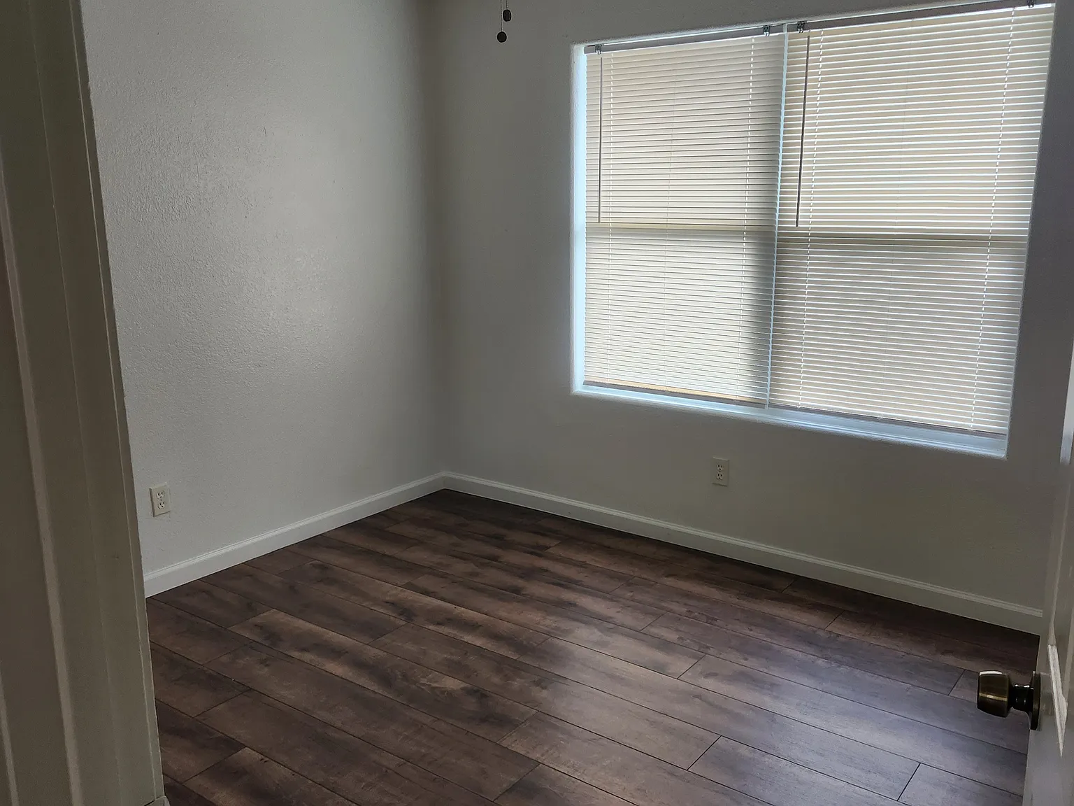 2 bed, 721 sqft, $850 — Photo 2