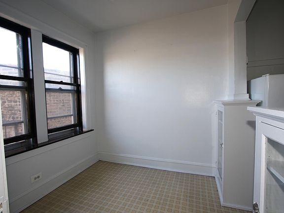 5th image of 3546 N Southport Ave #20J