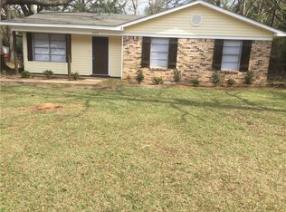 3220 Normandy Dr E, Semmes, AL 36575