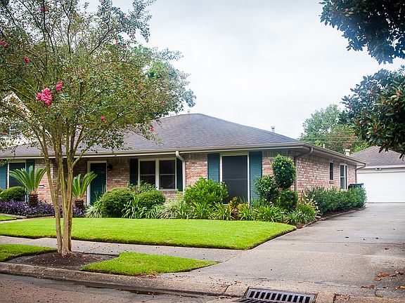 3rd image of 3711 Plymouth Pl
