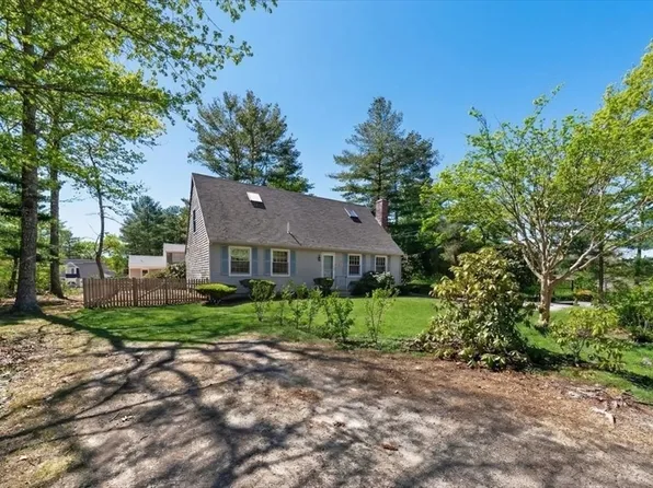 47 Cherry Tree Rd, Barnstable, MA 02630