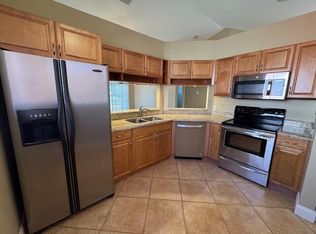 4 Via De Casas Sur APT 203, Boynton Beach, FL 33426