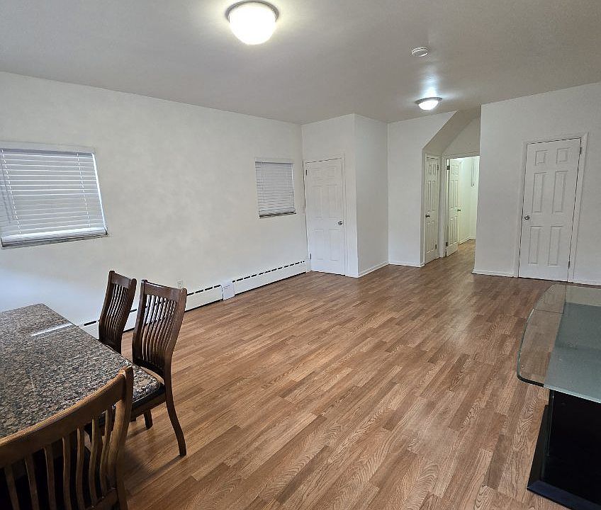 1st image of 86 Palisade Ave #3