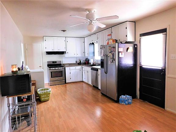 4th image of 6760 Tabor St