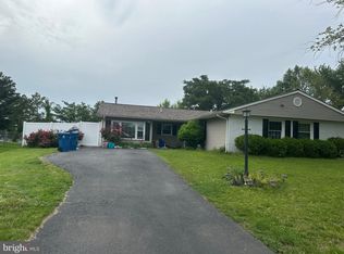 4128 Point Hollow Ln, Fairfax, VA 22033