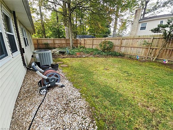 5th image of 3397 Kings Neck Dr