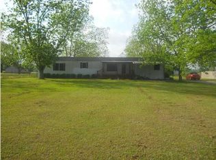 1055 Declouet Hwy, Breaux Bridge, LA 70517