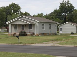 114 W South St, Arma, KS 66712