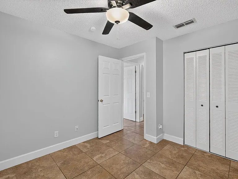 12310 Tavares Ridge Ct — Photo 18