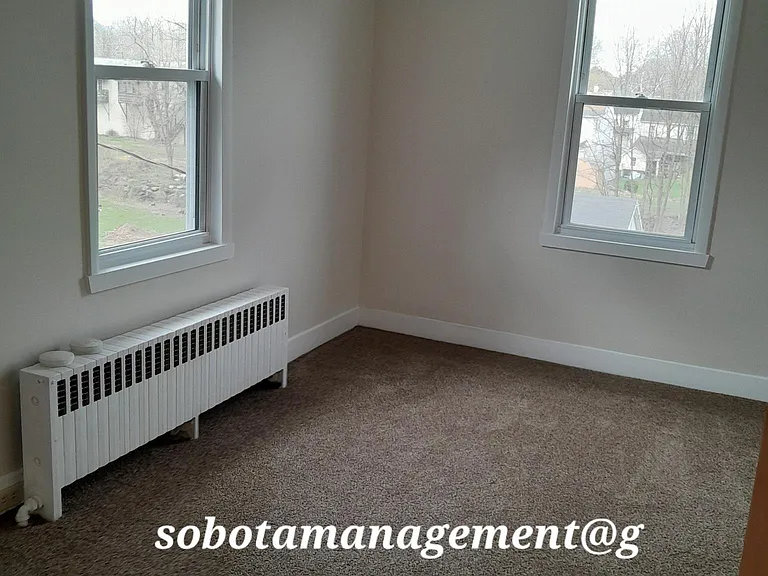 441 New St — Photo 25