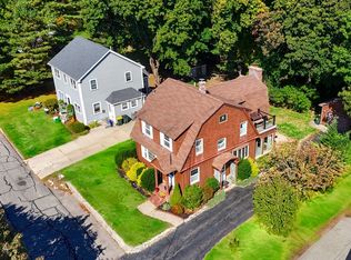 43 Highland St, Franklin, MA 02038