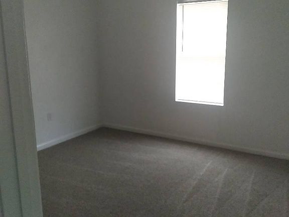 4th image of 2816 NW Mobley Ave