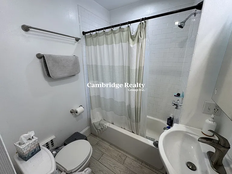 42-44 Gorham St #2T — Photo 23
