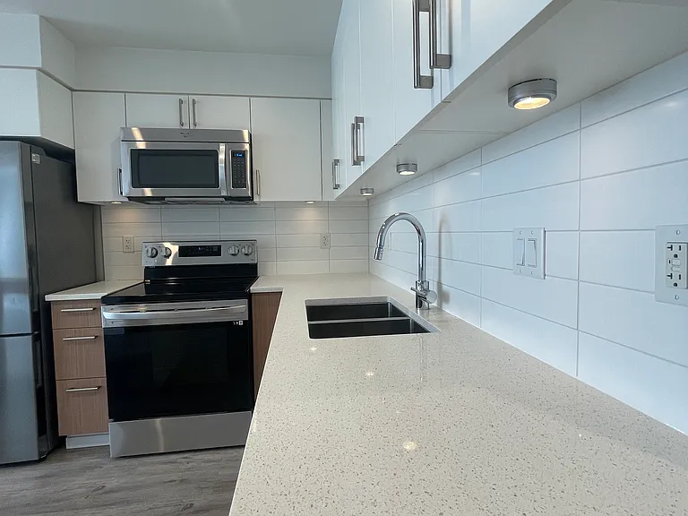 55 8th Ave E #212 — Photo 12