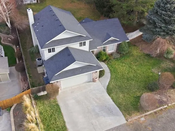 3024 Charity Ct, Kennewick, WA 99338