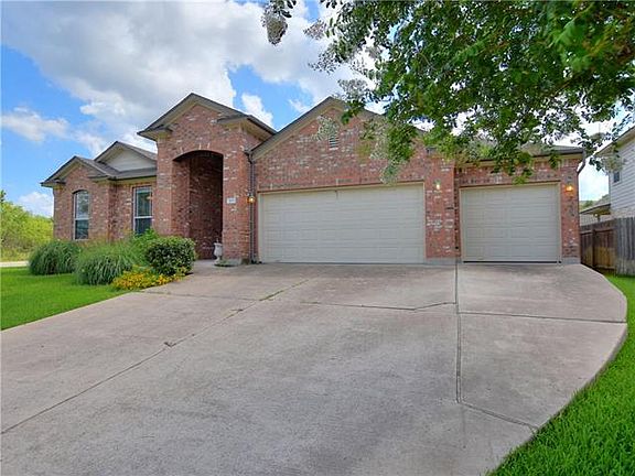 3rd image of 2801 Onslow Dr