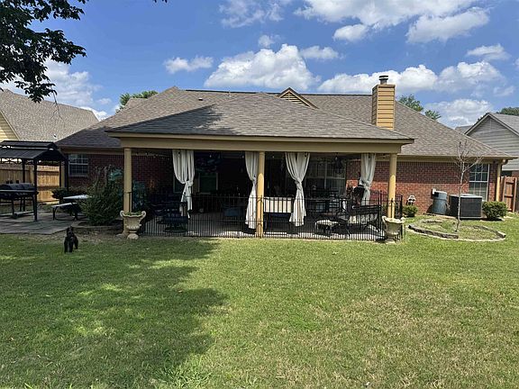 4th image of 789 Paradise Dr