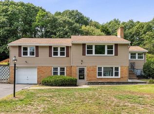 6 Aderene Rd, Peabody, MA 01960