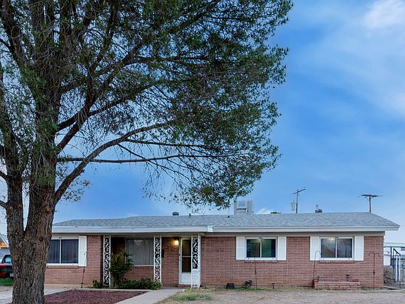 2nd image of 4915 McGregor Dr