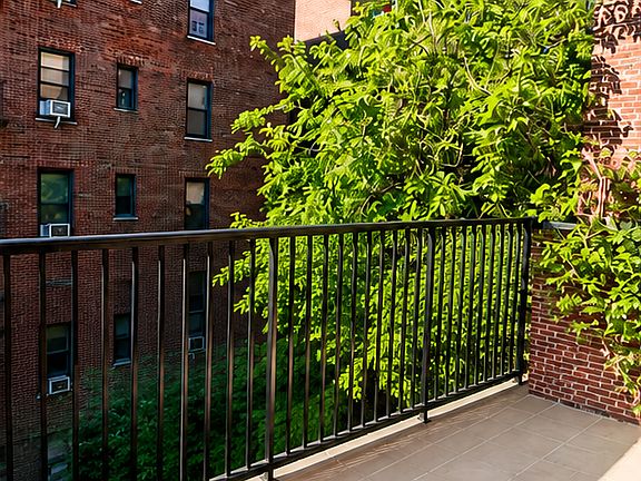 4th image of 10344 68th Ave APT K