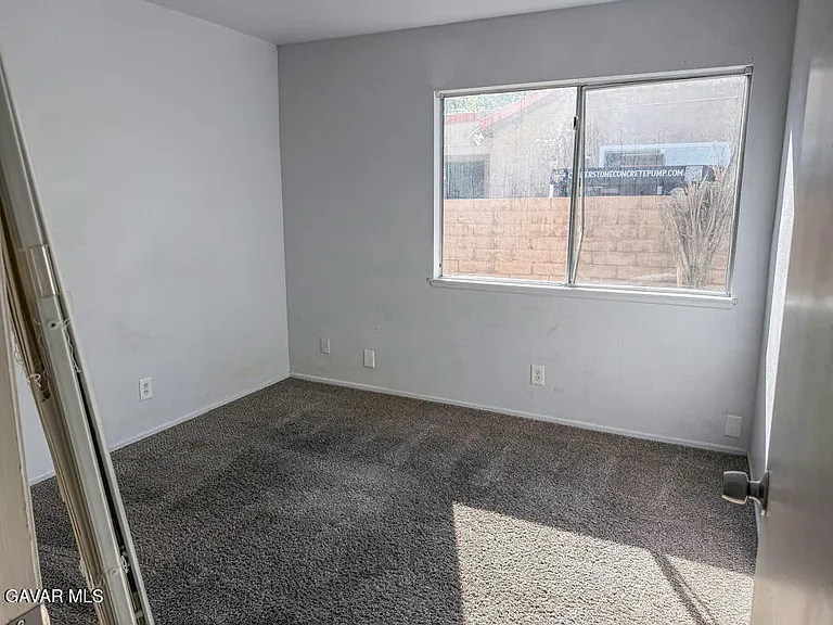 1253 Morven St — Photo 13