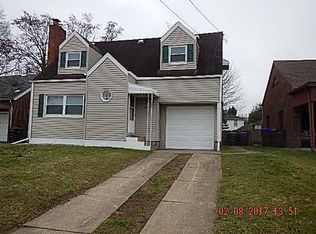1084 Leslie St, Sharon, PA