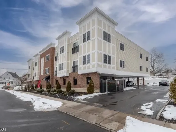 347 Clay Avenue West Apartments