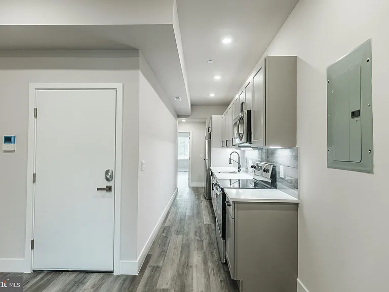 3608 Melon St #3 — Photo 4