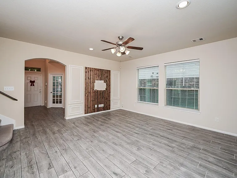 23919 Villa Lisa Dr — Photo 17
