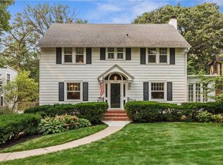 5805 Woodland Rd, Des Moines, IA 50312