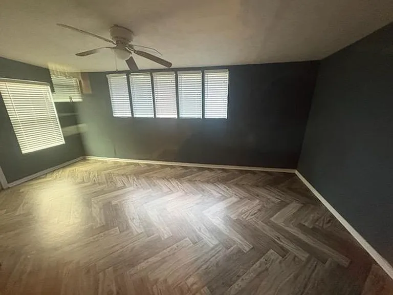2668 Vernon Dr — Photo 5