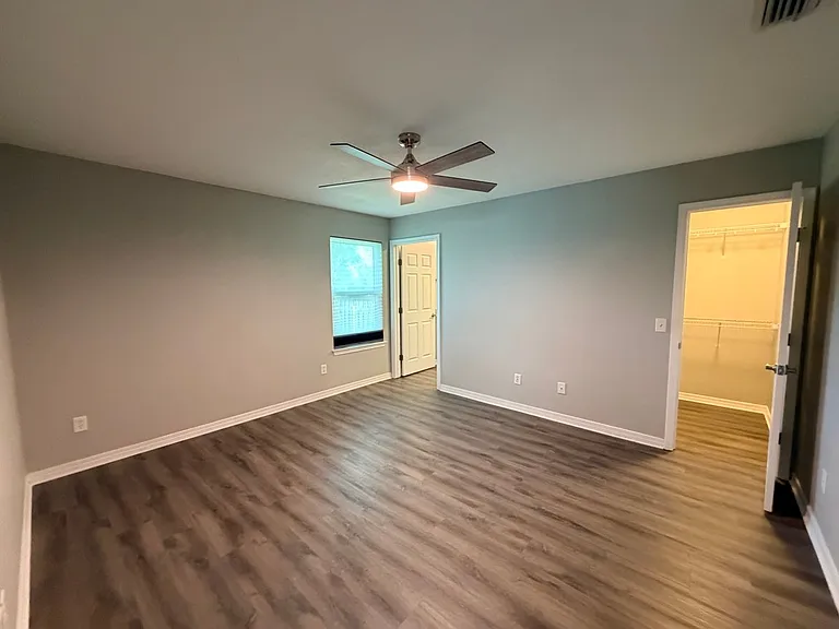 7738 Lola Cir — Photo 15