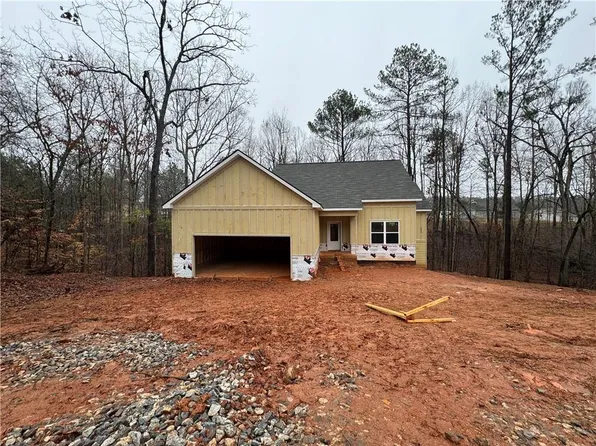 247 Tara Ct, Mansfield, GA 30055