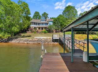 302 Bay Hill Dr, West Union, SC 29696