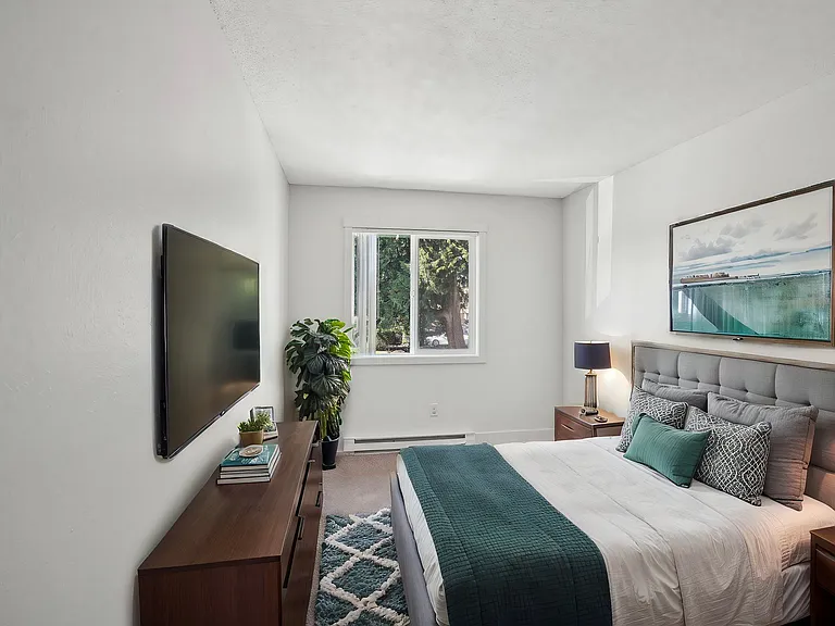 1820 NE 104th Ave #1 — Photo 9