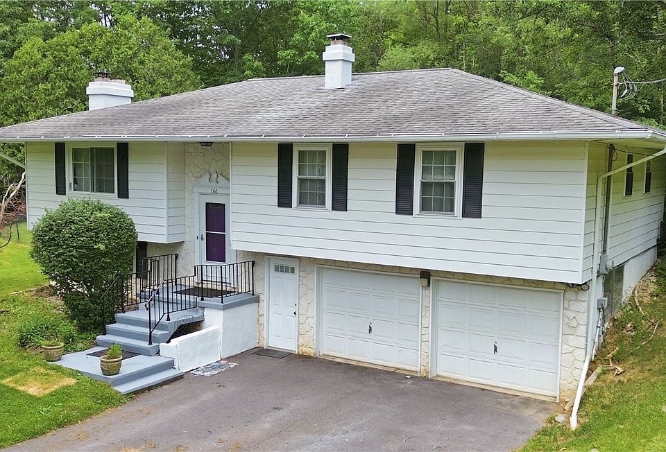 1st image of 161 Dutch Hill Rd