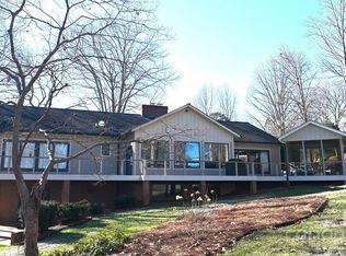 3490 Duck Pond Dr NE, Conover, NC 28613