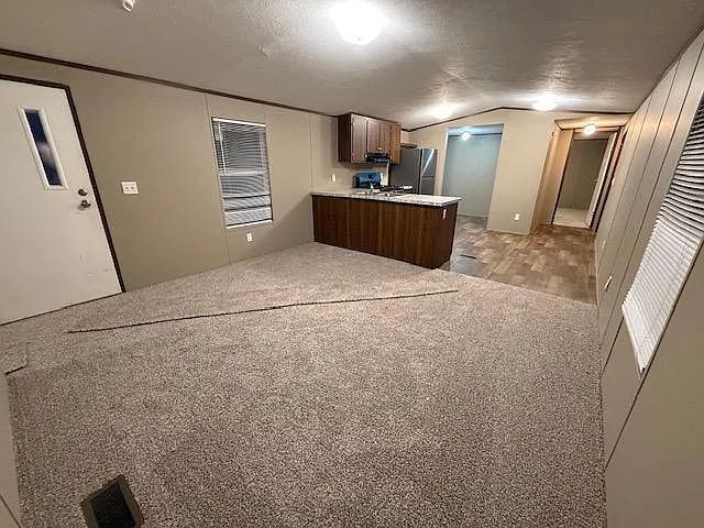 611 W Matthews St, unit 36 — Photo 3