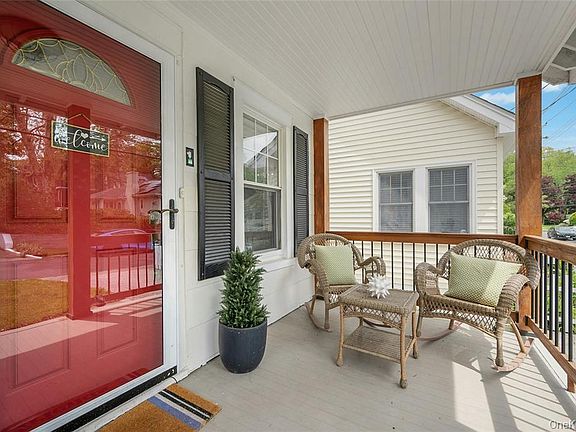 4th image of 157 Columbia Ave