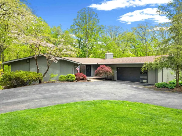 5 Hitching Post Rd, West Lafayette, IN 47906