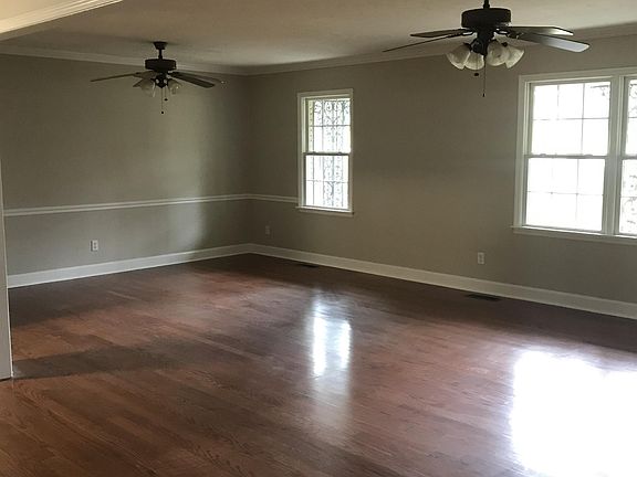 5th image of 1802 Dawson Rd
