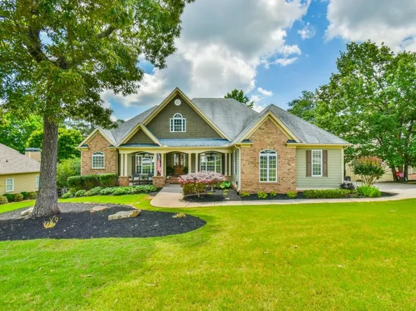 7335 Sawgrass Dr, Dawsonville, GA 30534