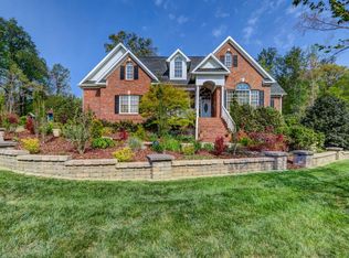 125 Glenoak Dr, Eden, NC 27288