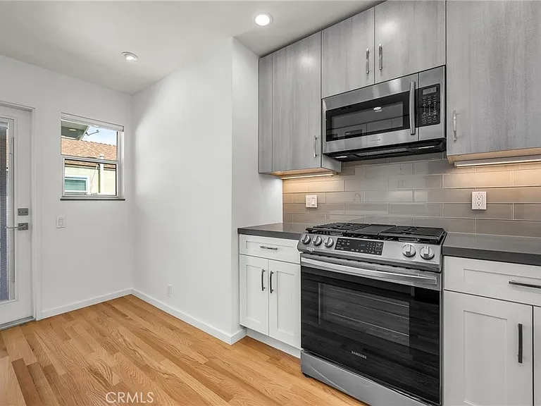 8447 Kittyhawk Ave — Photo 10