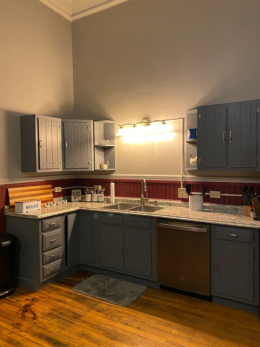 Building Photo - 94 River St #1