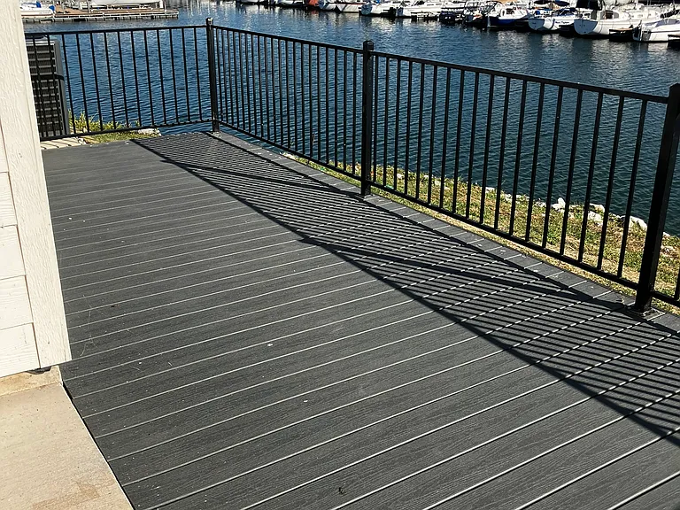 wonderful deck to enjoy relaxing and entertaining