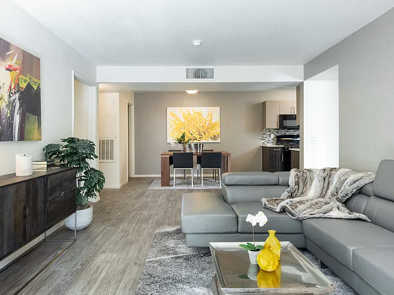 Palermo Apartments — Photo 4