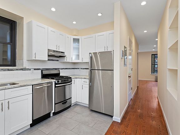 2nd image of 422 E 58th St APT 4C