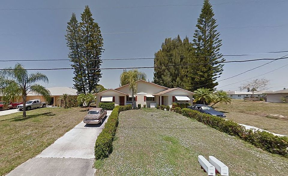 2nd image of 709 SE 5th St