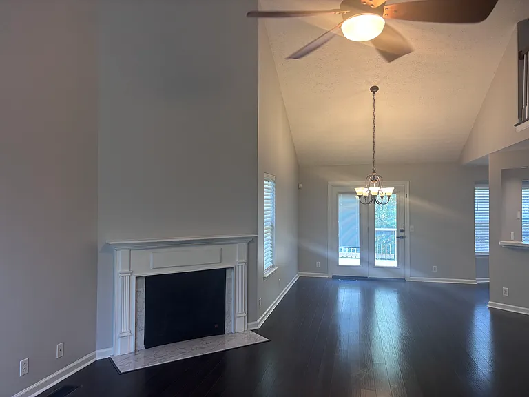Open floor plan living room and dining room combination
